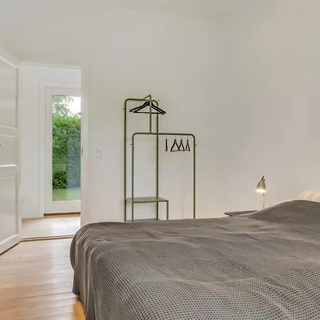 Semesterbostad Sverkel - 700m From The Sea By Interhome *