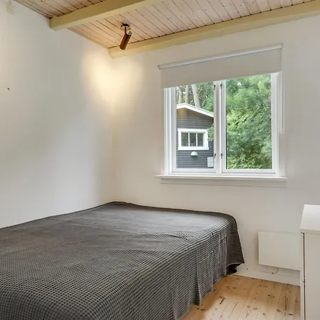 Sverkel - 700m From The Sea By Interhome *